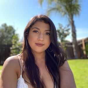 Meet your Posher, Kaylie